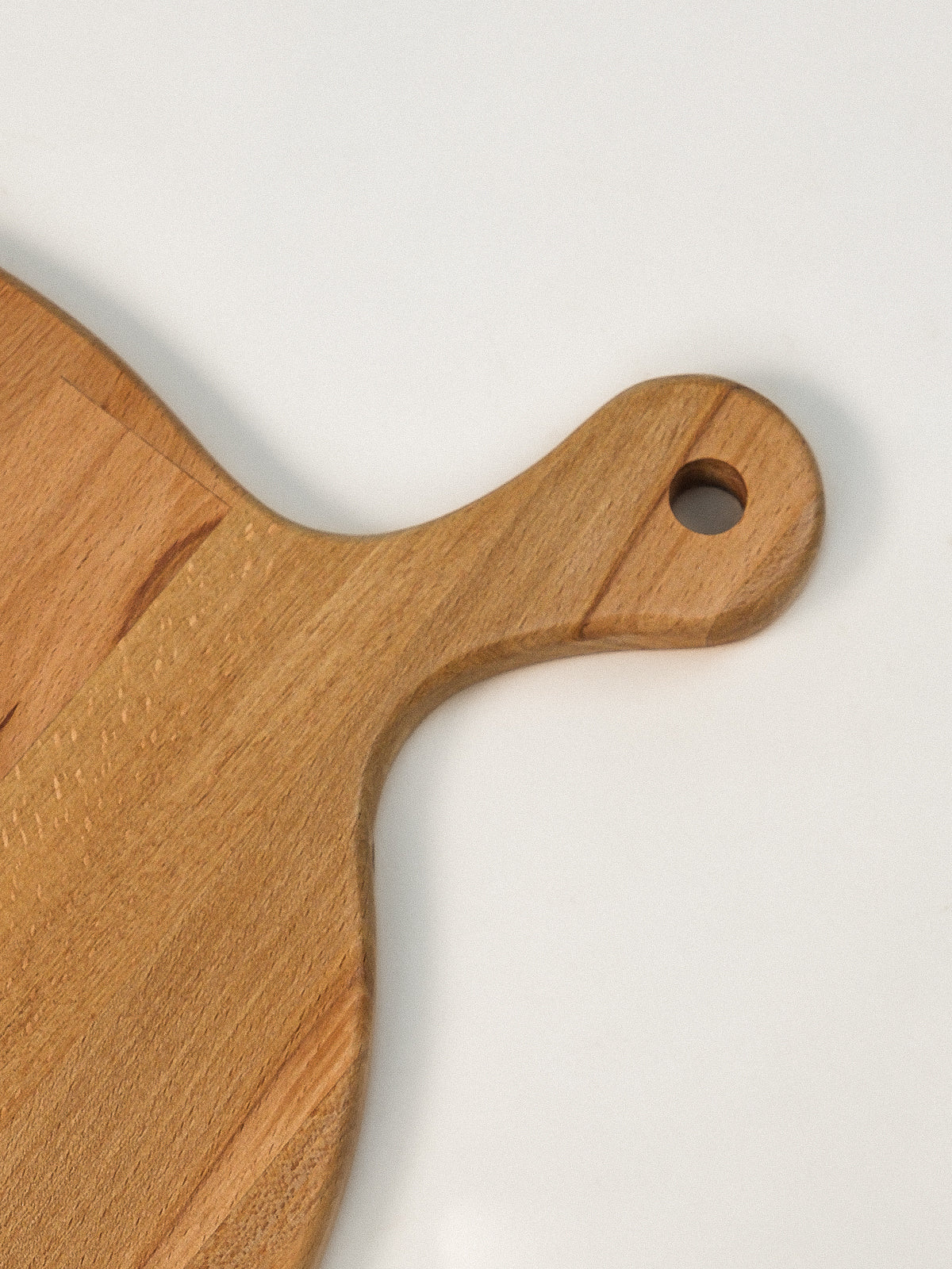 büyük yuvarlak ahşap kesme tahtası – Hammerfest Büyük Yuvarlak Ahşap Kesme Tahtası 32 x 42 x 1.8 cm | Noords